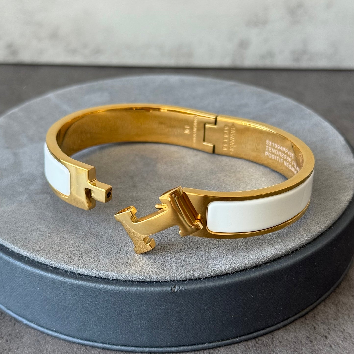 H White Bracelet 7.5 inches 19cm