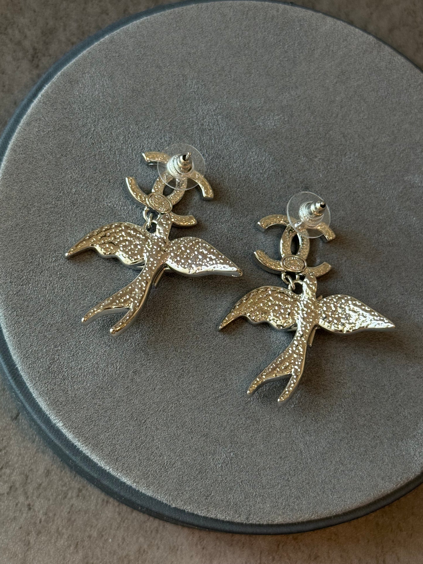 Coco Pearl Cz swallow earring