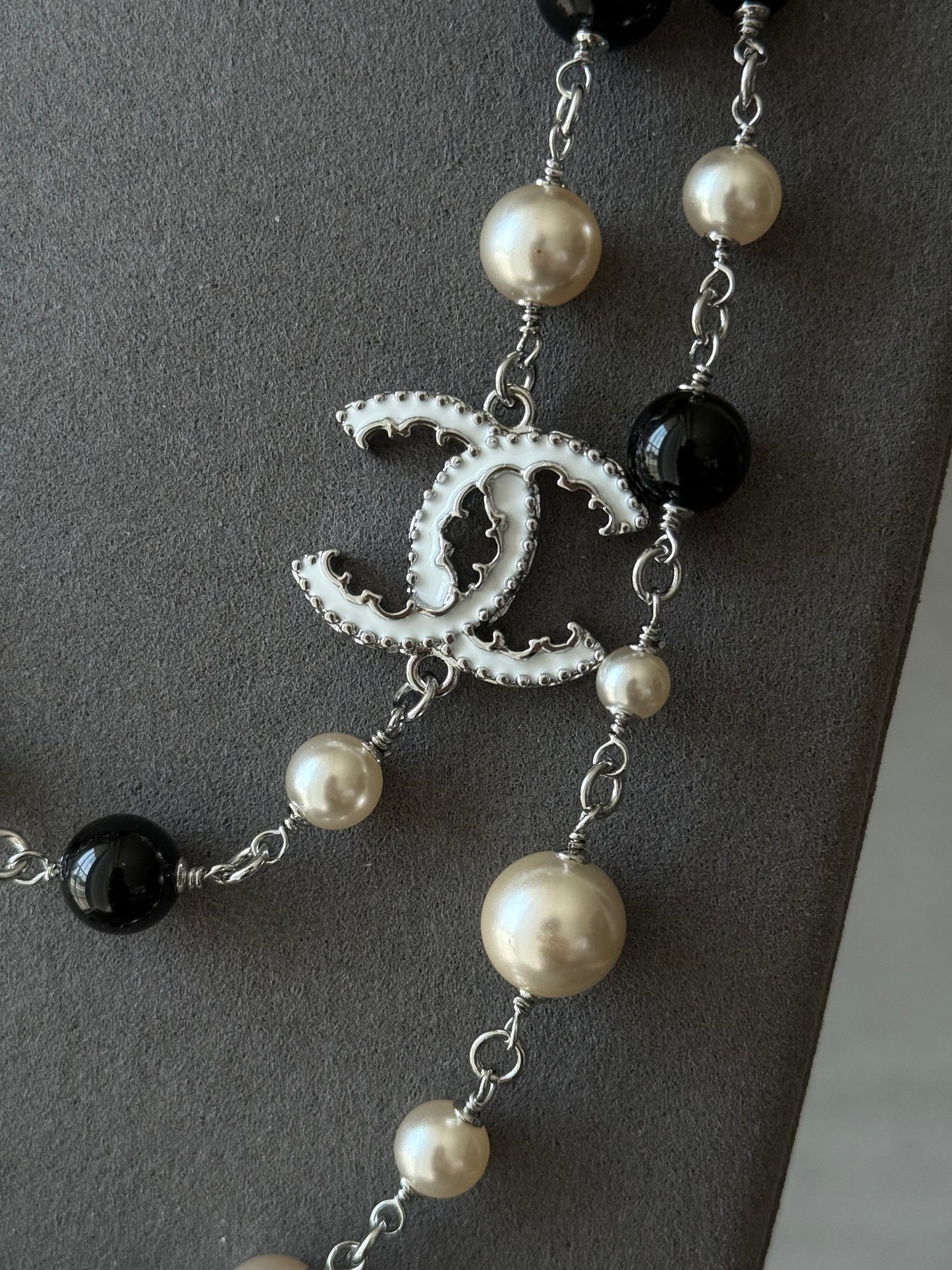 coco black white long pearl necklace