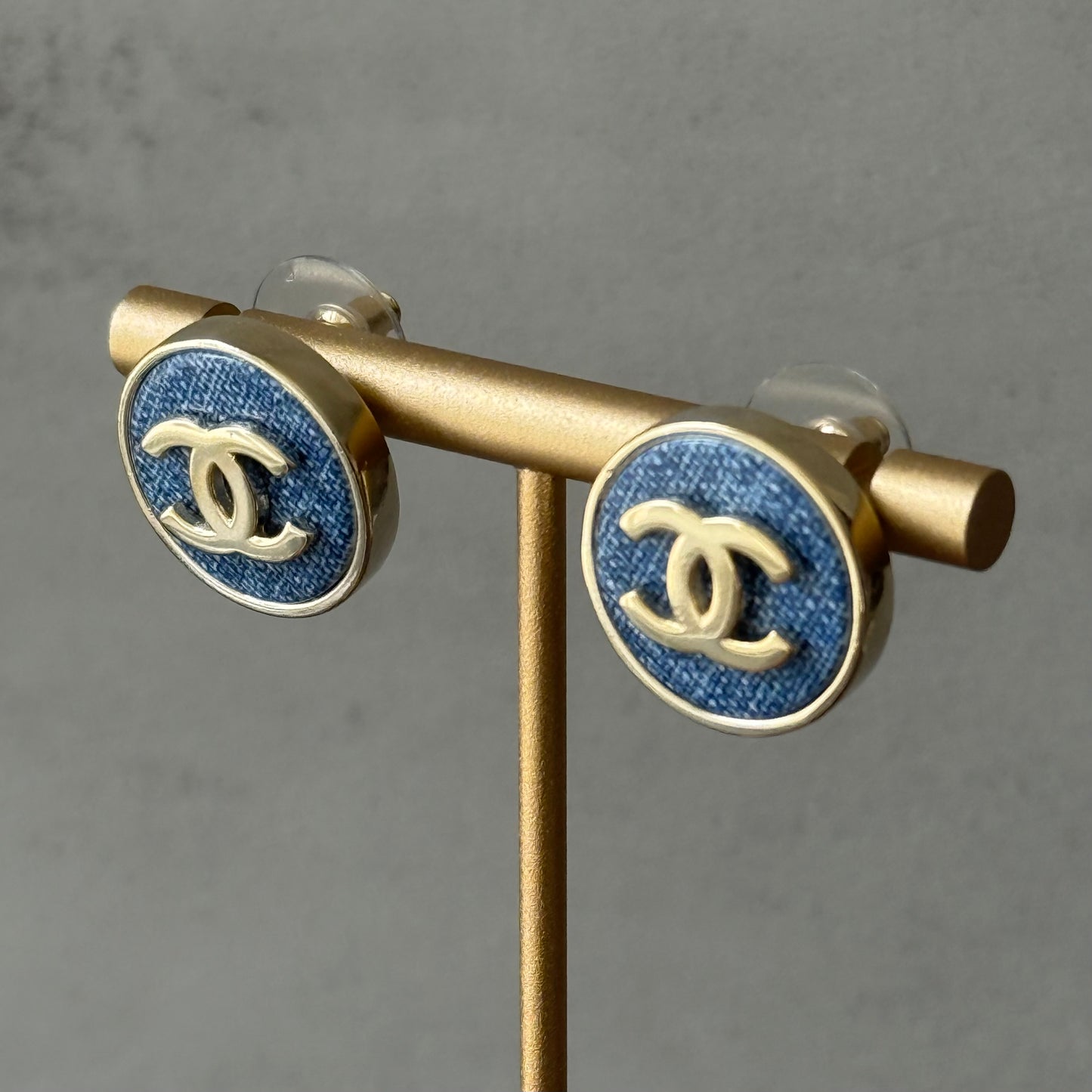 Coco blue stud earring