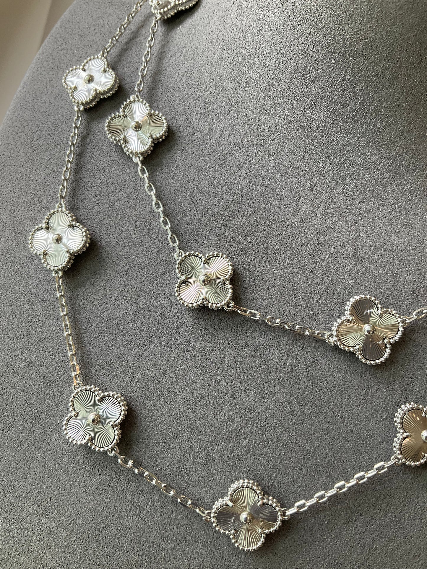 20 motifs Guillioche 925 Silver 18k White Gold Plated 84cm long - ParadiseKissCo