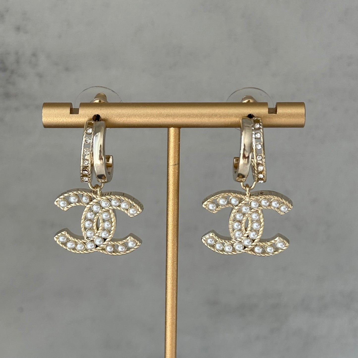 Coco pearl Hoops gold earring