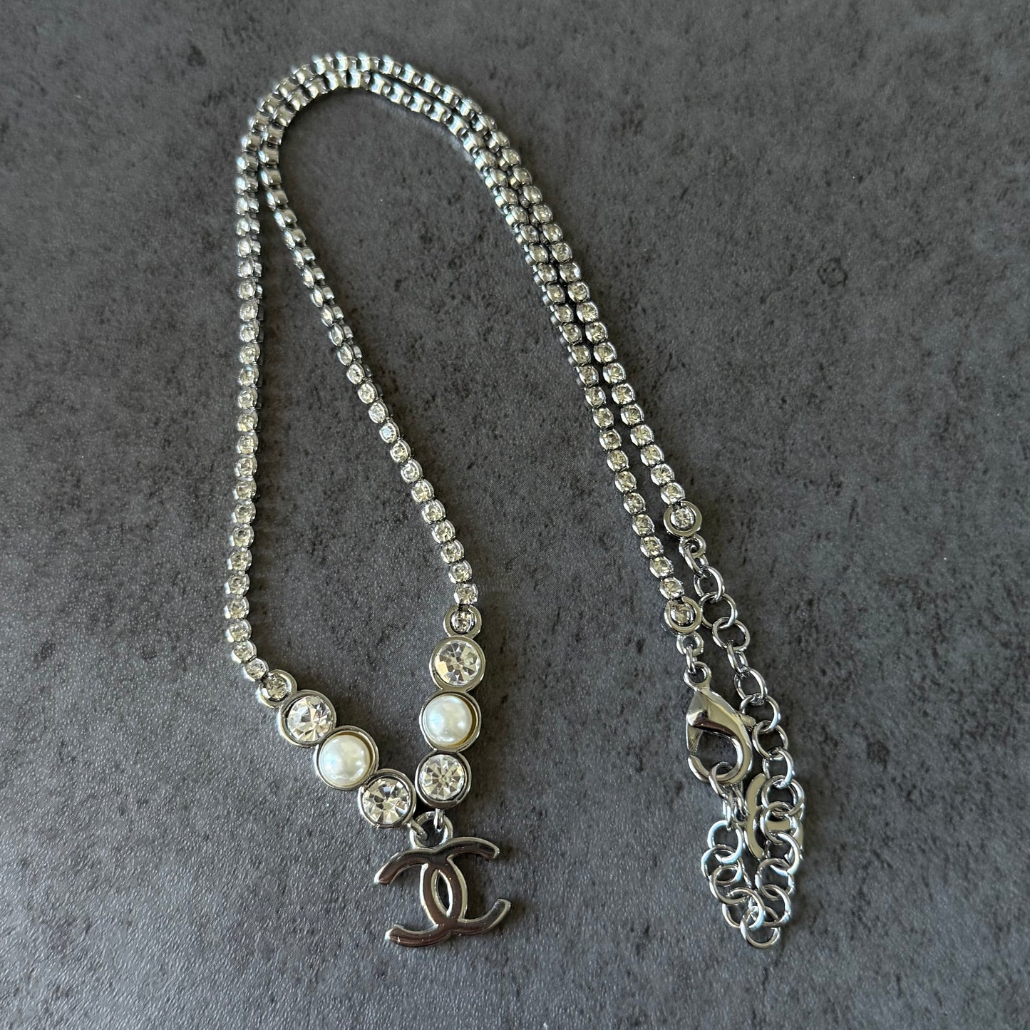 coco silver diamond pearl necklace