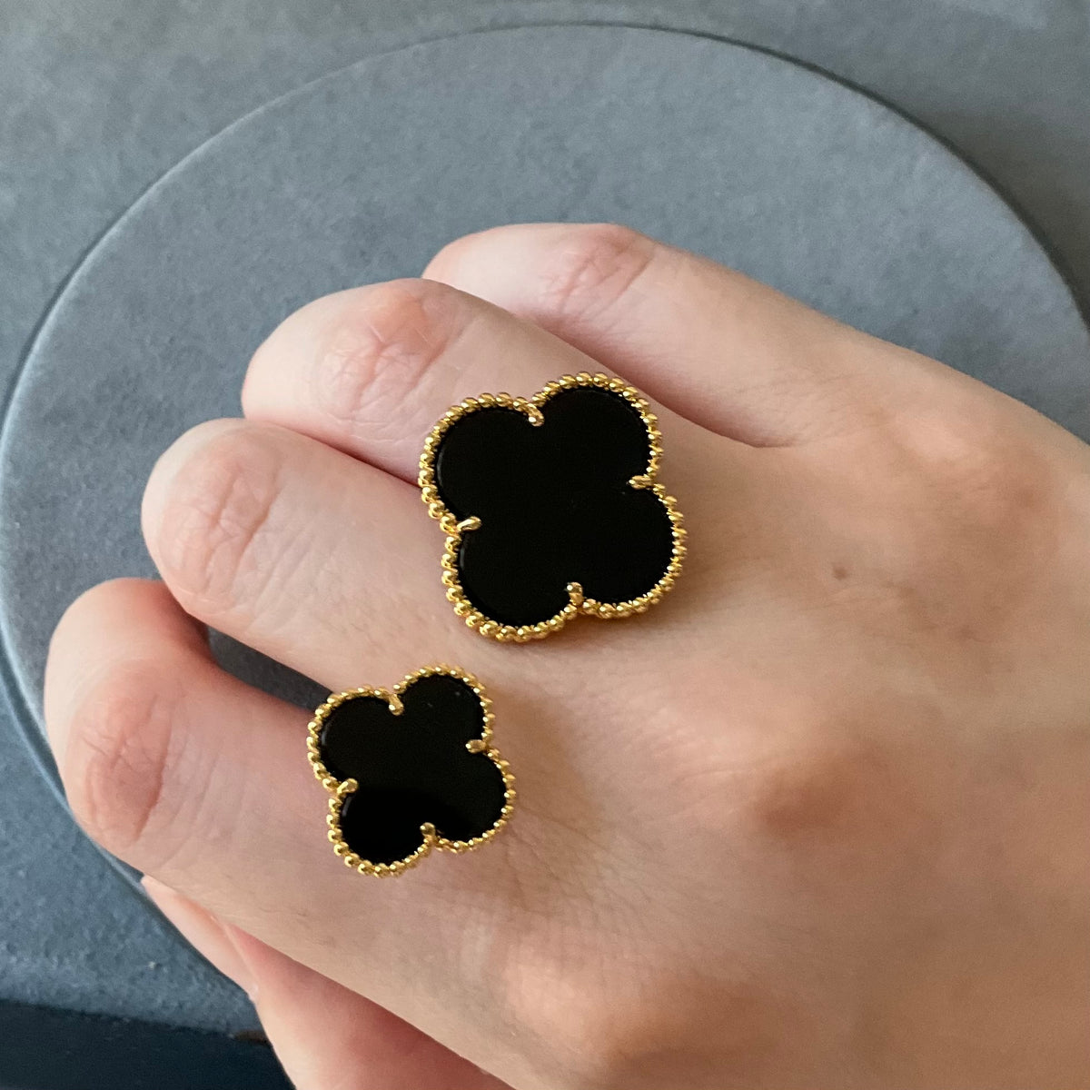 Onyx Clover Between finger ring 925 silver 18k gold plated