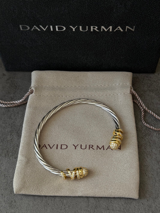 4mm HELENA BRACELET
18K Yellow Gold Domes and Diamonds bracelet