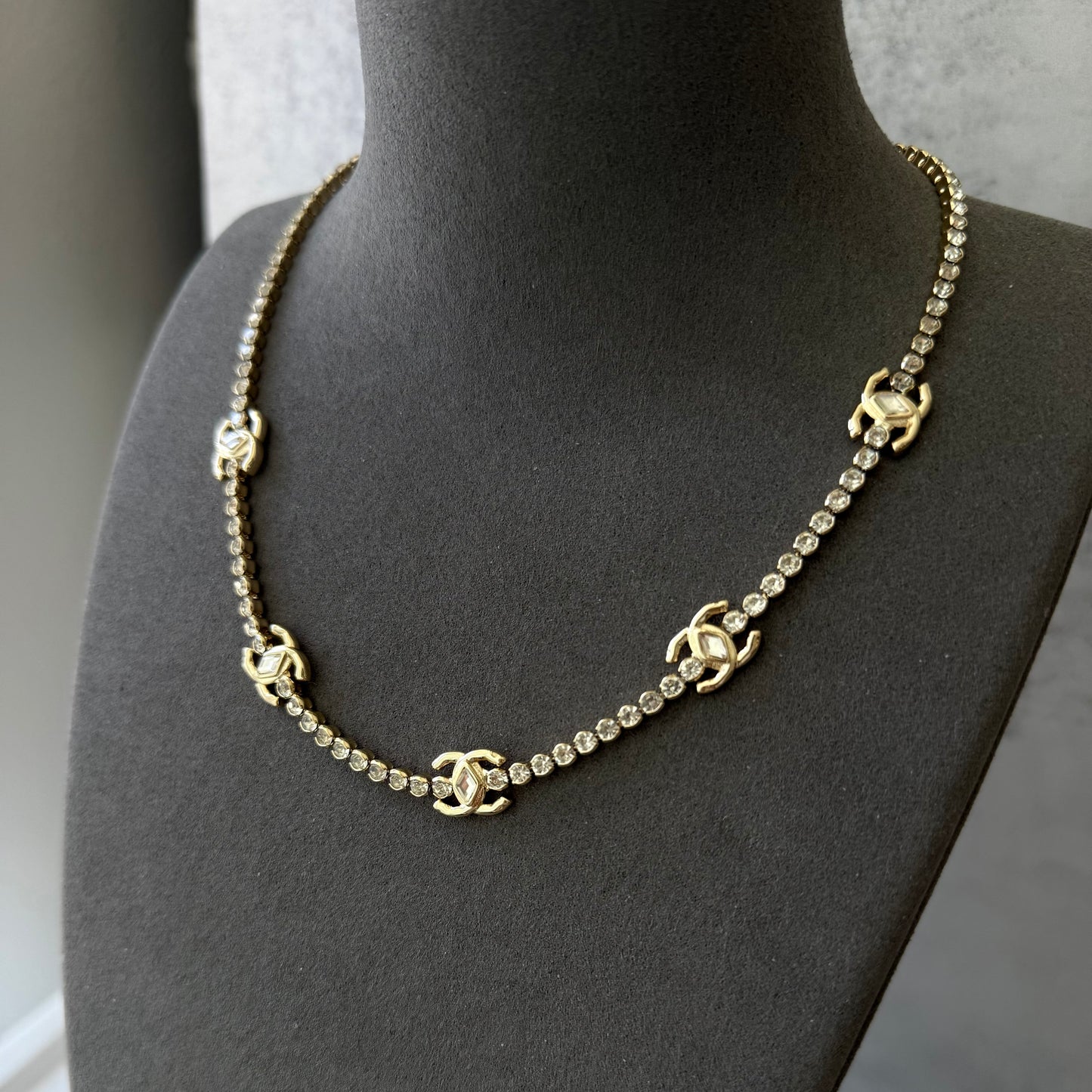 coco light gold diamond choker necklace