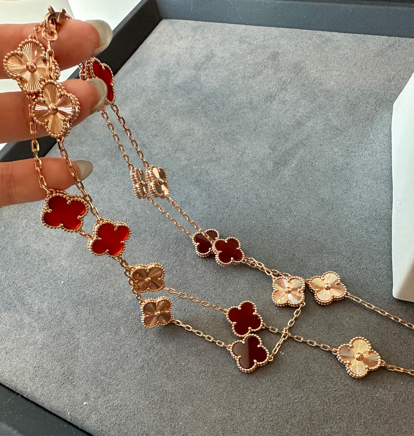 Guillioche Carnelian 20 motif clover necklace 925 silver 18k rose gold plated 84 cm long clover size 15mm