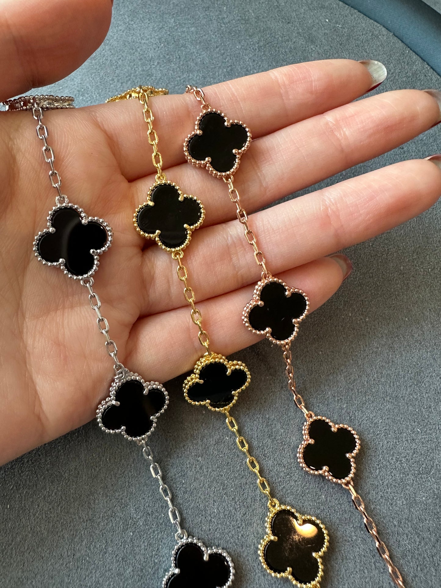 15mm Onyx 5 motifs clover bracelet 925 silver with 18k gold plated 7.5 inches - ParadiseKissCo