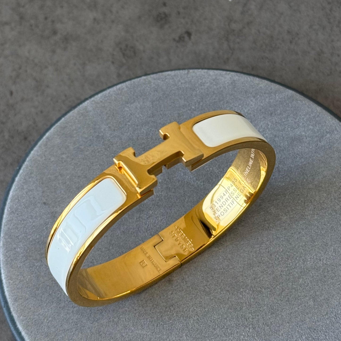 H White Bracelet 7.5 inches 19cm