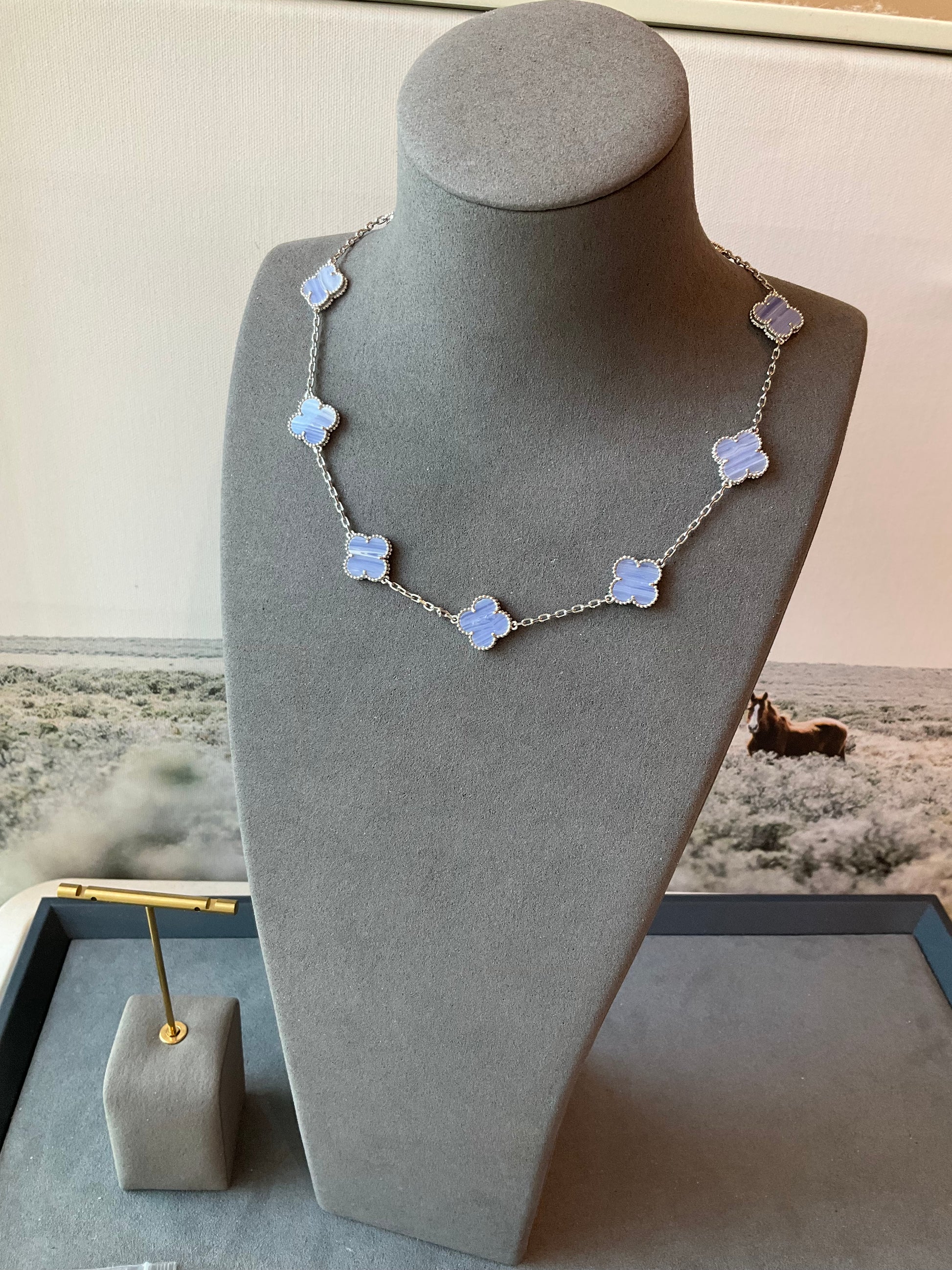 10 motifs Chalcedony 15mm clover necklace 925 silver 18k white gold plated 42cm long - ParadiseKissCo