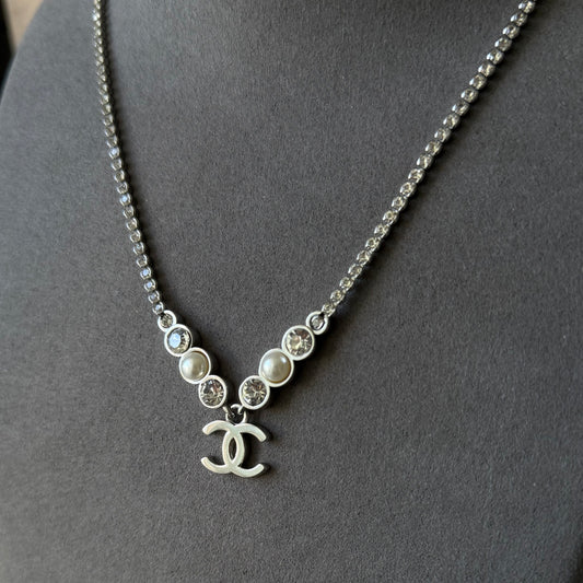 coco silver diamond pearl necklace