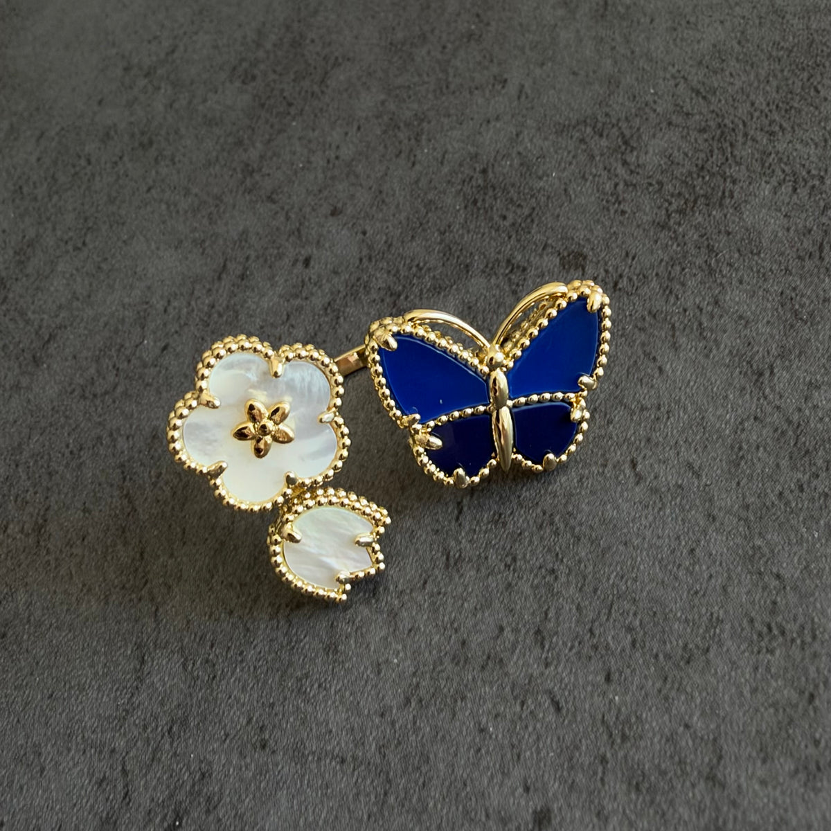 Lucky Spring Butterfly Between the Finger ring