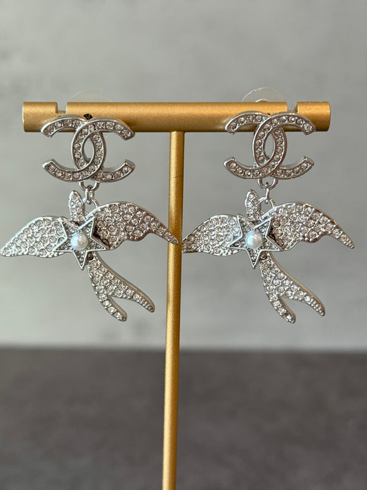 Coco Pearl Cz swallow earring