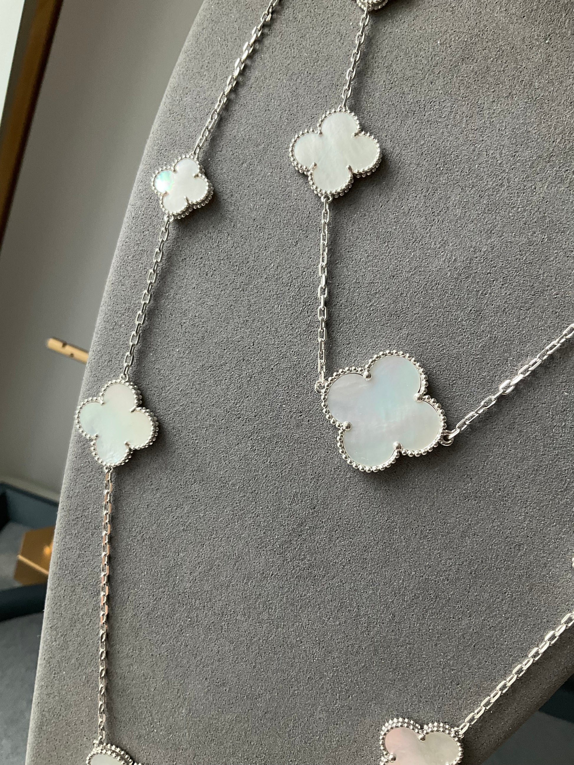 16 motifs mother of pearl charm clover necklace 925 silver with 18k white gold plated 120cm long - ParadiseKissCo