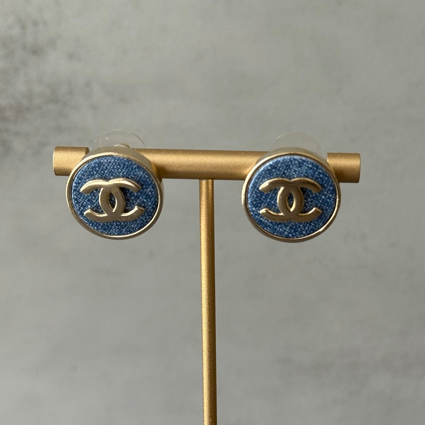 Coco blue stud earring