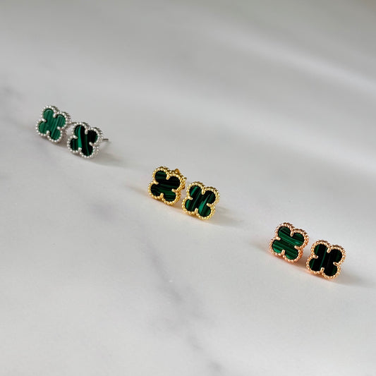 Sweet Size 10mm Malachite clover
Stud earrings 18k gold plated over silver 925