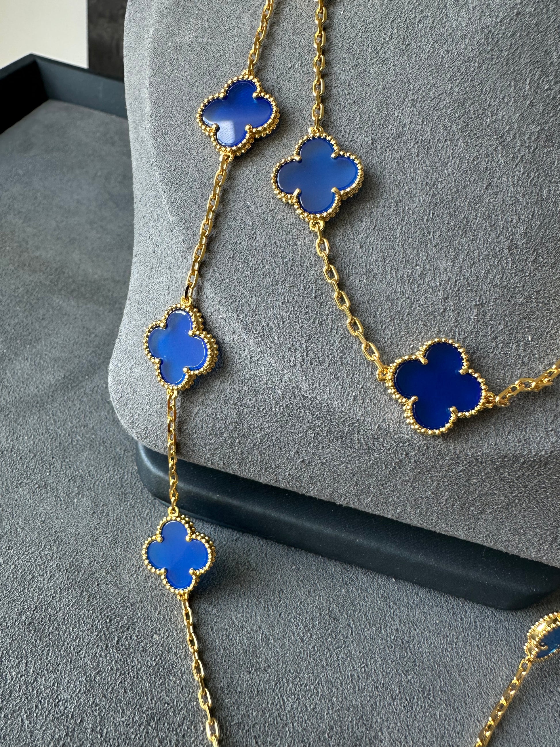 Blue agate 20 motif clover necklace 925 silver 18k gold plated 84 cm long clover size 15mm - ParadiseKissCo
