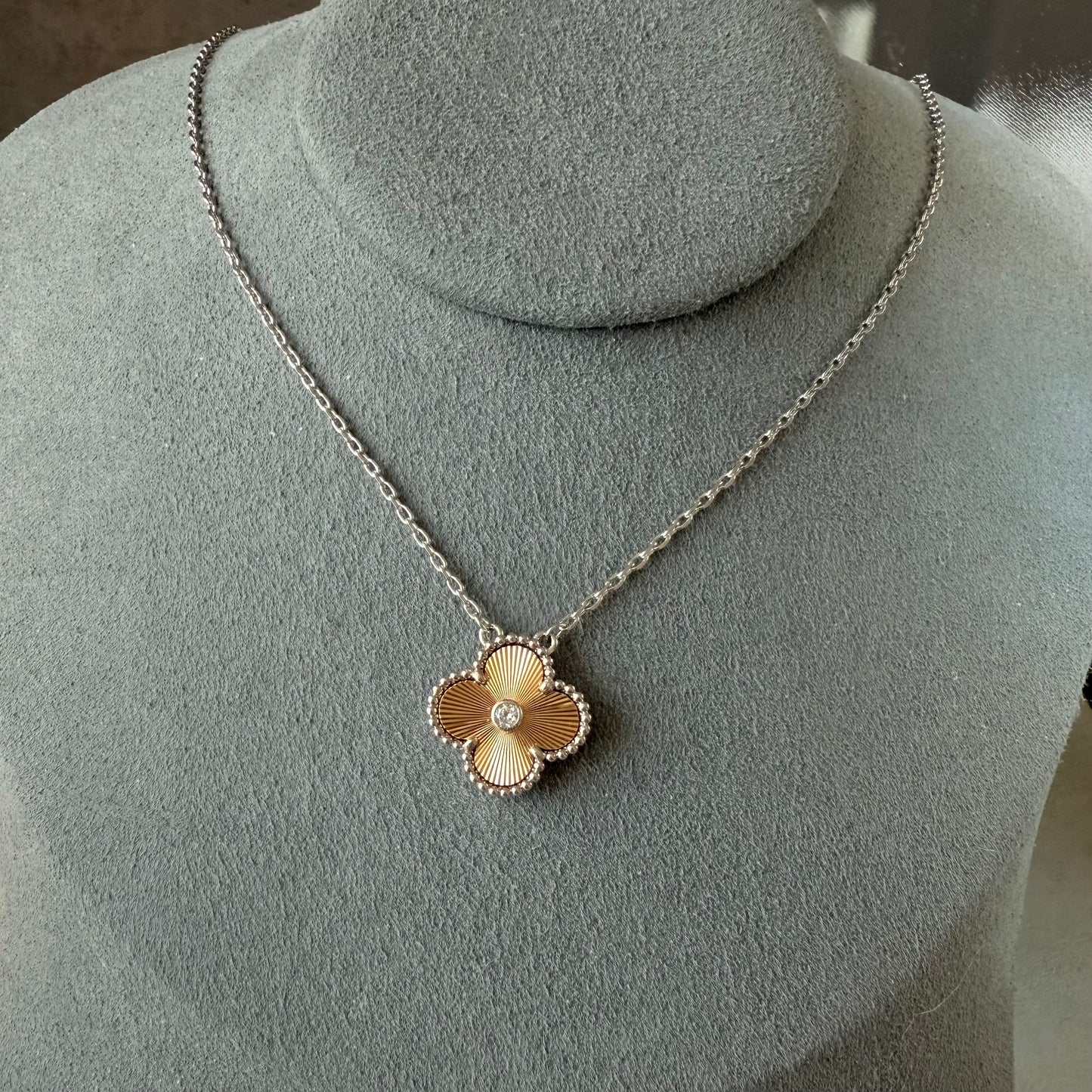 Single Motifs Guilloche 2 tone RoseGold Silver S 925 Gold Four Leaf Clover Flower Necklace 42cm