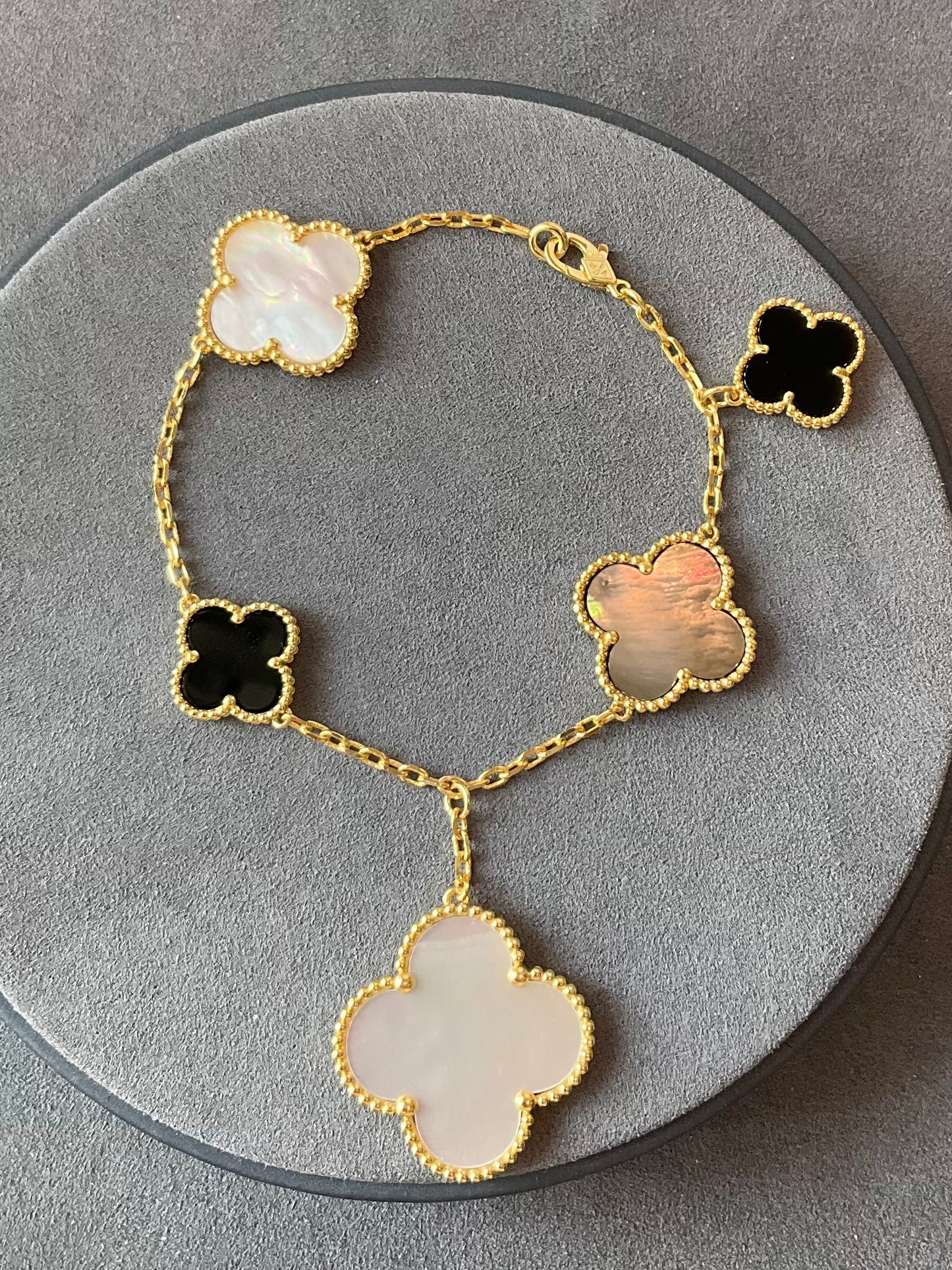 Mother of Pearl onyx Charm clover bracelet 925 silver 18k gold plated 7.5 inches - ParadiseKissCo