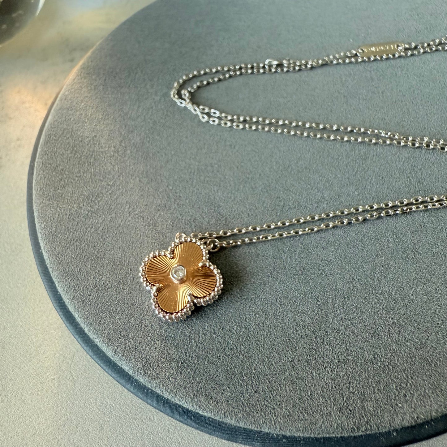 Single Motifs Guilloche 2 tone RoseGold Silver S 925 Gold Four Leaf Clover Flower Necklace 42cm