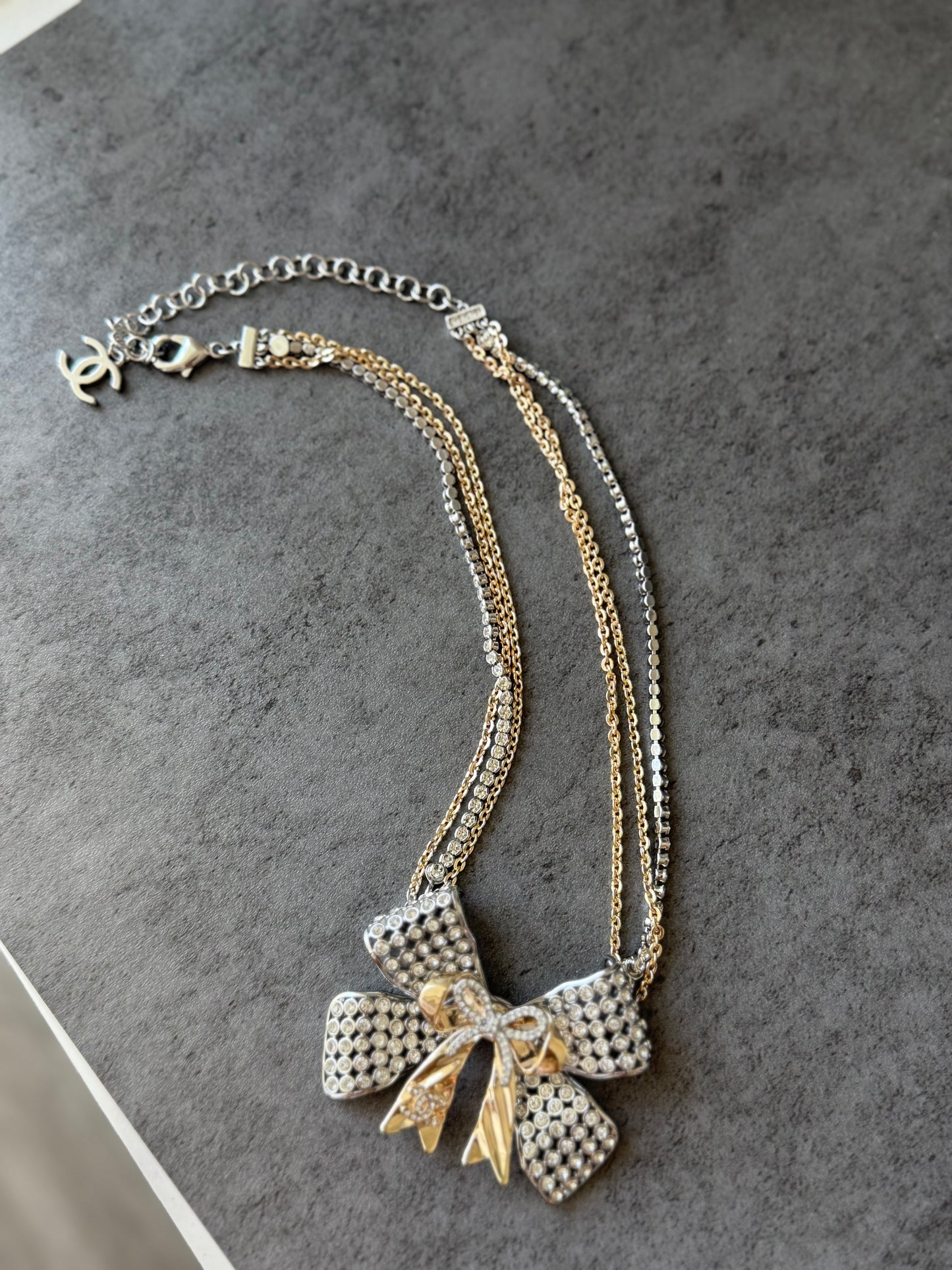 coco bow diamond pearl necklace