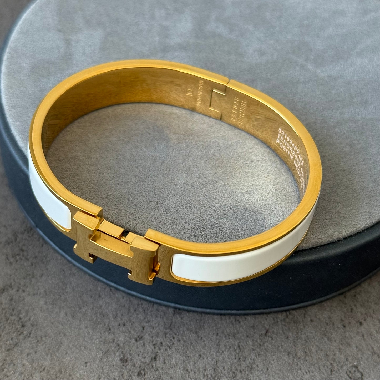 H White Bracelet 7.5 inches 19cm