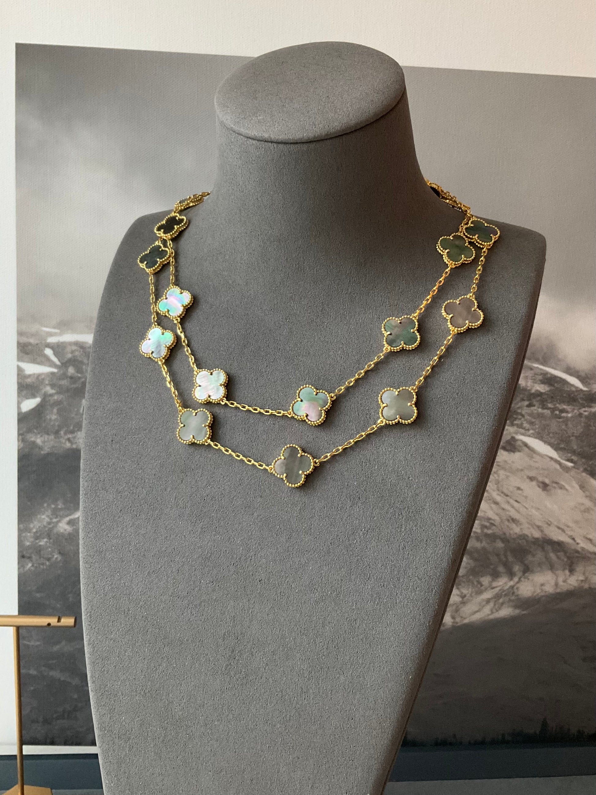 20 motifs gemstone 15mm clover necklace with 18k gold plated 84cm