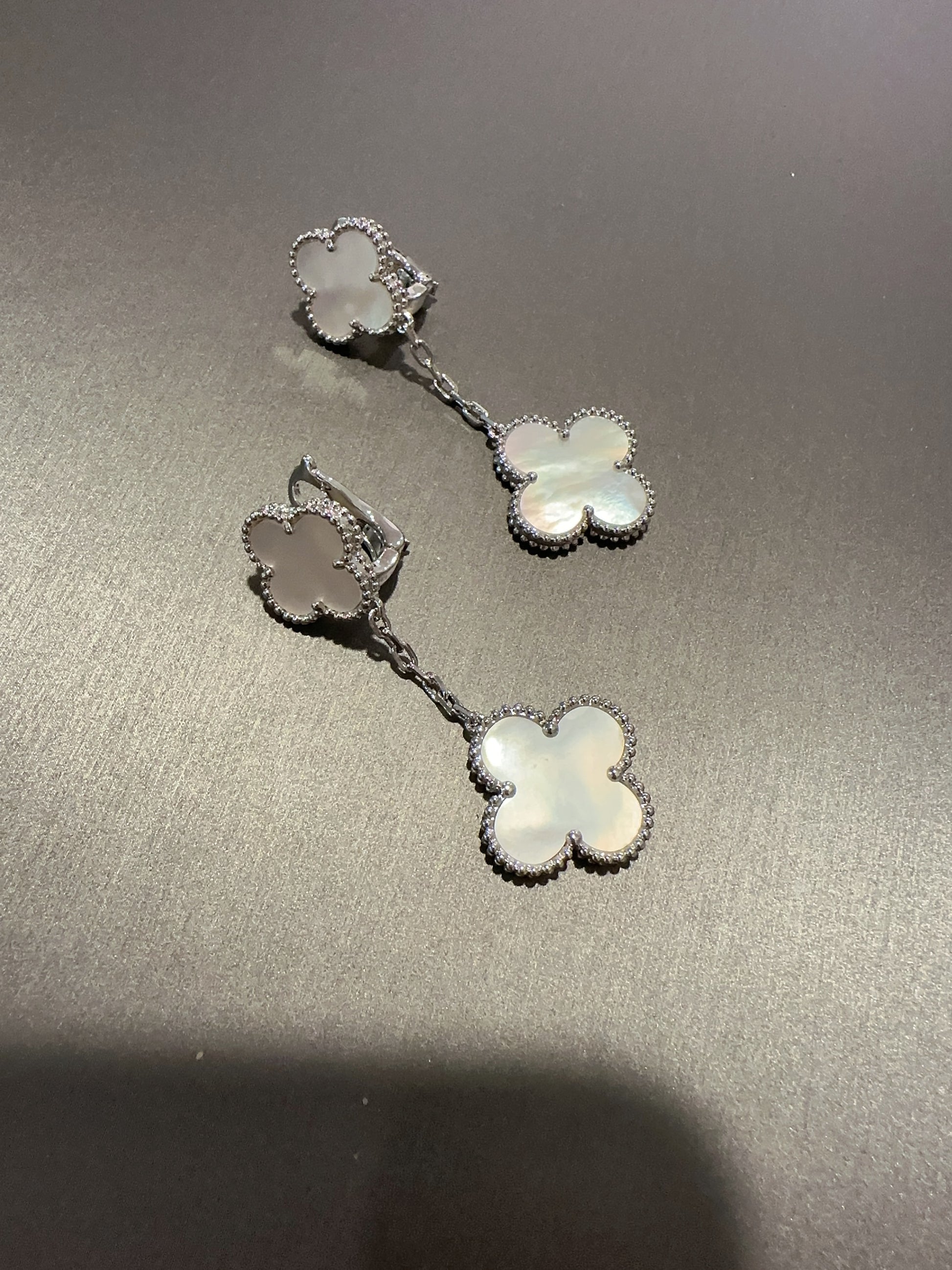 2 motifs clover earrings 925 silver 18k white gold plated push back - ParadiseKissCo