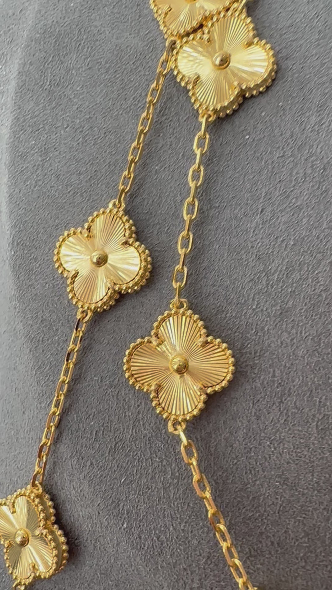 Guilliche 20 motifs clover necklace 18k gold plated 84 cm long