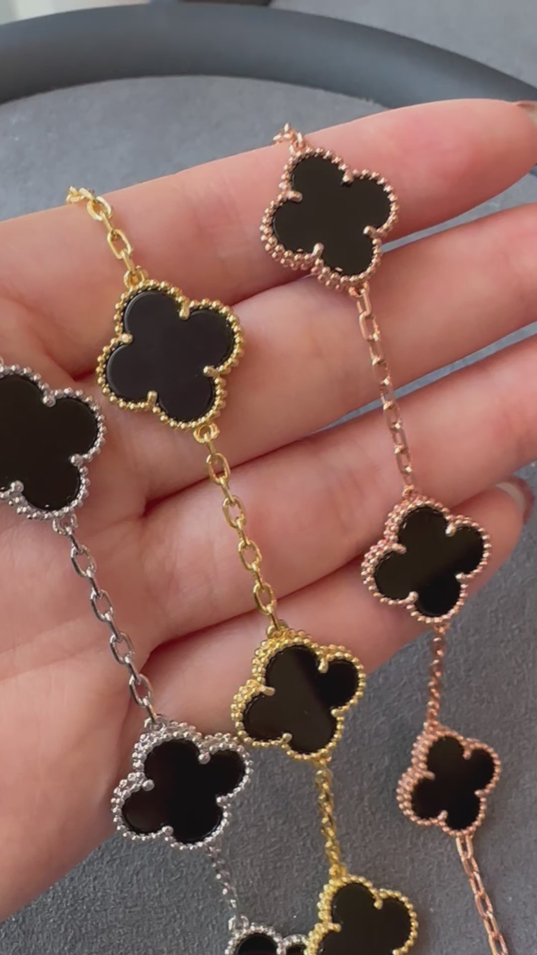 15mm Onyx 5 motifs clover bracelet with 18k gold plated 7.5 inches